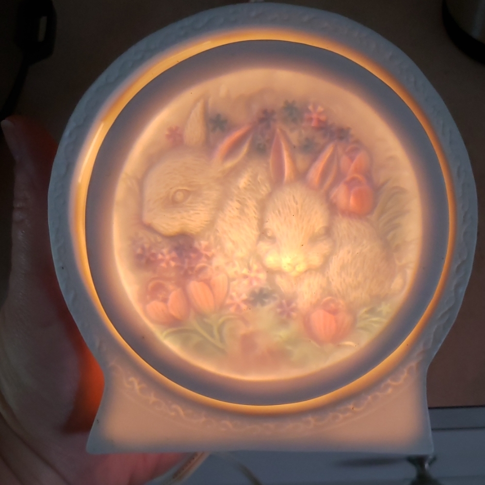 Vintage Bunny rabbit nightstand nightlight
